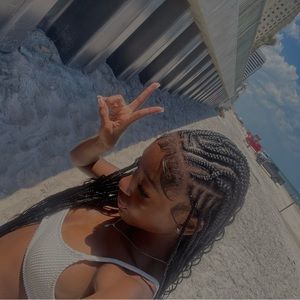 Meet your Posher, Toni